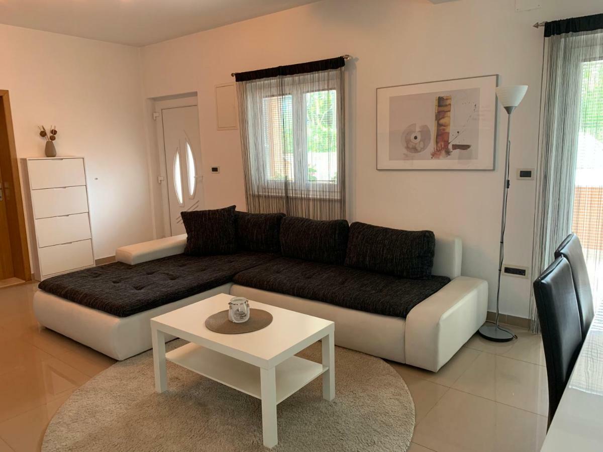 Apartment Leonardo Biograd na Moru Kültér fotó